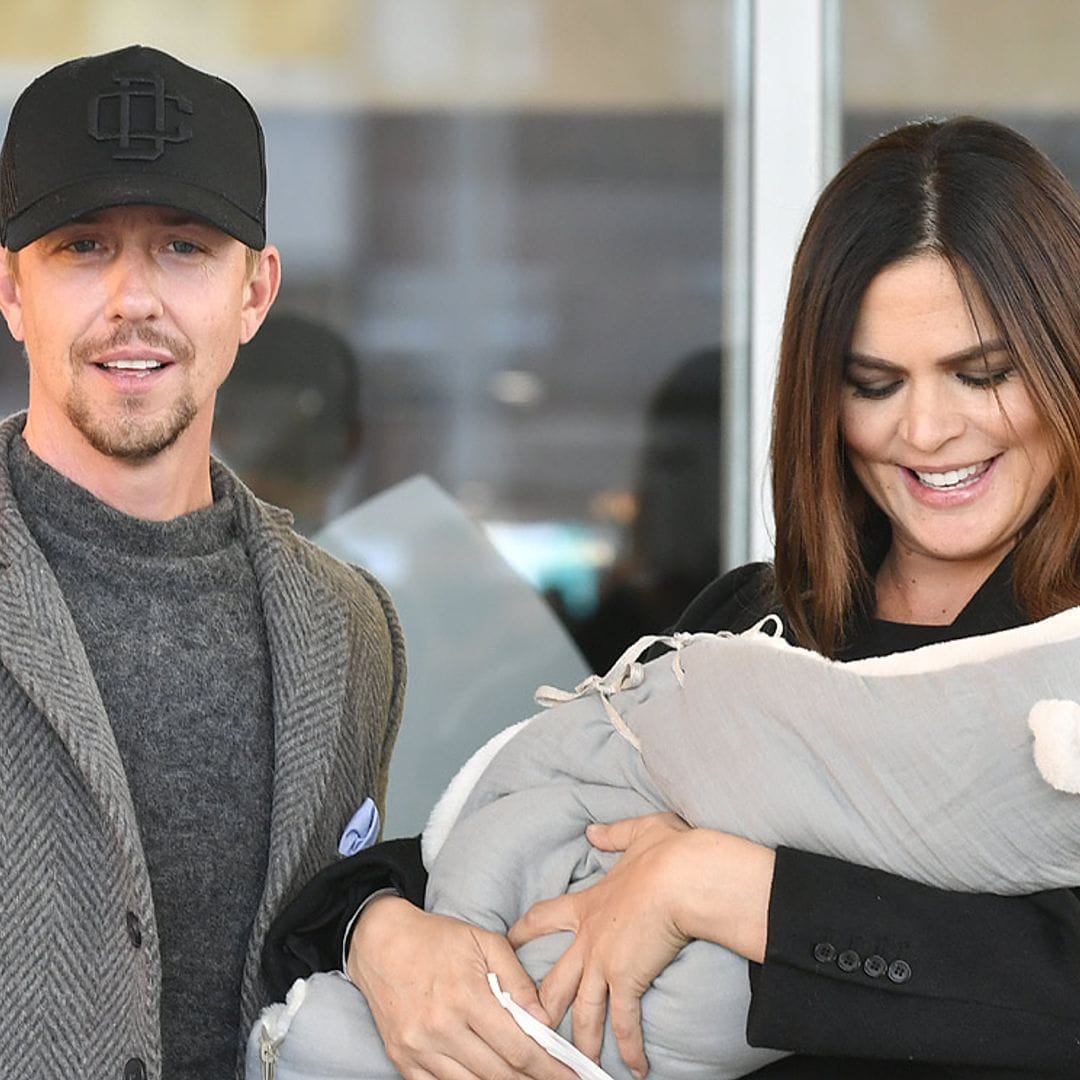 Romina Belluscio y Guti salen del hospital con su bebé, Romeo