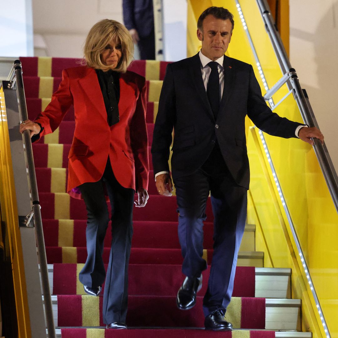 Una psicóloga de parejas, rotunda sobre el manotazo de Brigitte a Emmanuel Macron: 'El cuerpo también habla'
