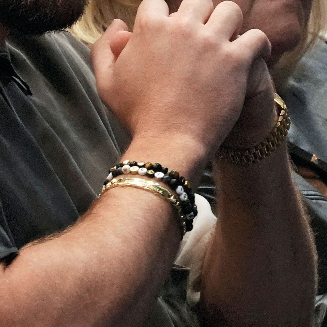 Brazalete de Travis 