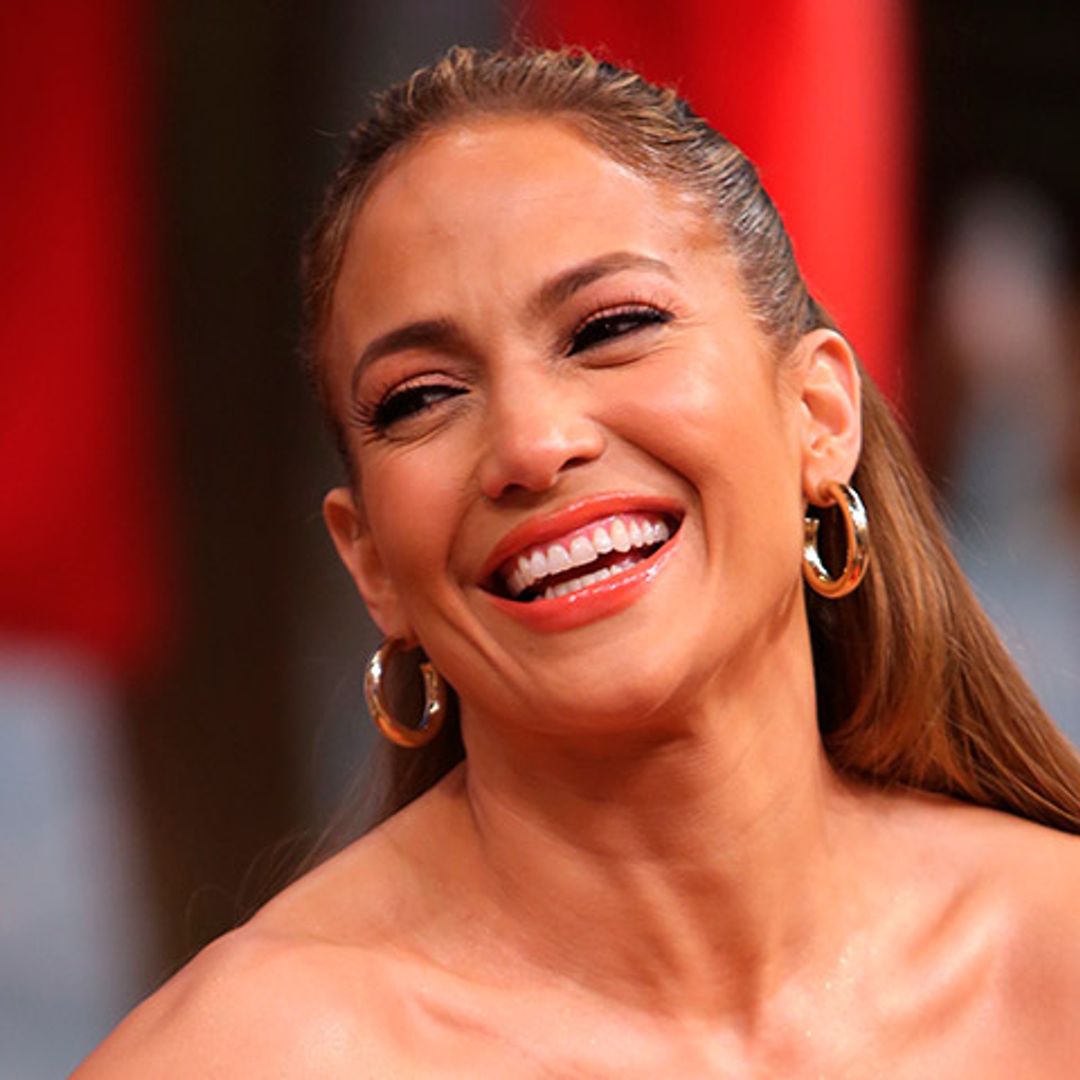 Jennifer Lopez se 'enamora' de su miniyo en un conocido show de televisión