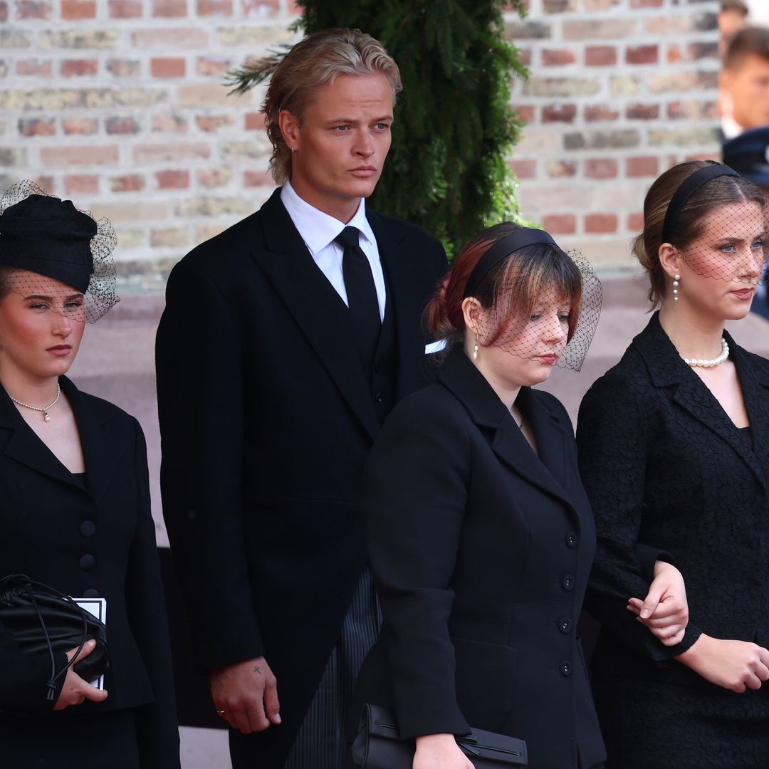 La hija de Marta Luisa de Noruega se despide de Harald V con el recuerdo más íntimo de su abuelo: "Me daba los mejores abrazos"