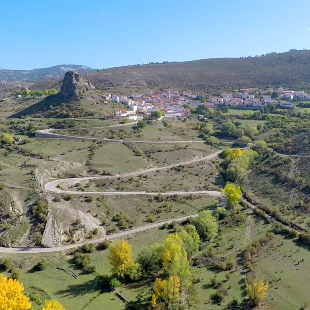 Este es el pueblo más bonito de Castilla-La Mancha: 70 habitantes y escenario de las campanadas de Fin de Año