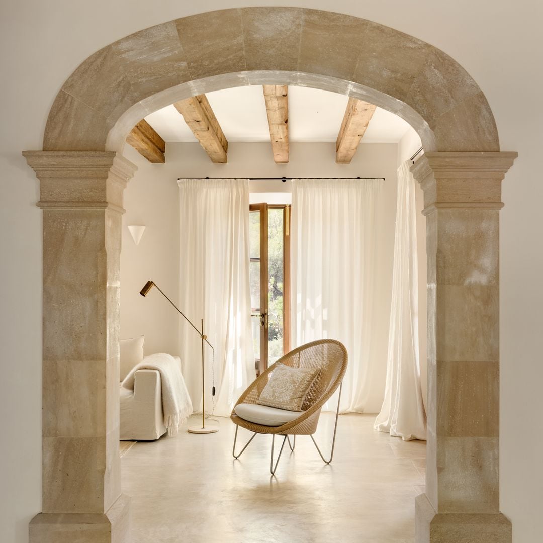 10 trucos decorativos que ayudan a bajar la temperatura… ¡sin aire acondicionado!