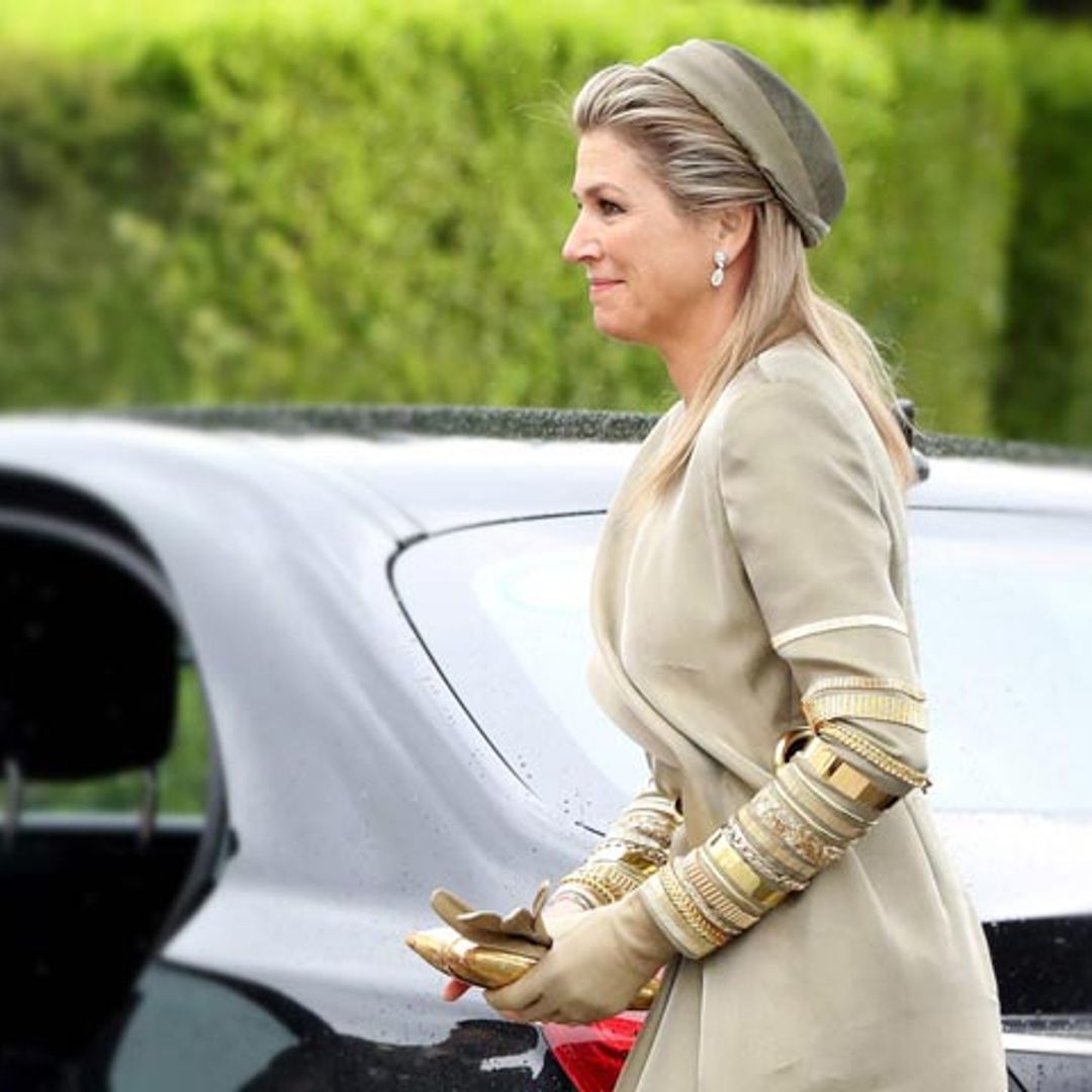 Máxima de Holanda impacta con el vestido que no necesita joyas