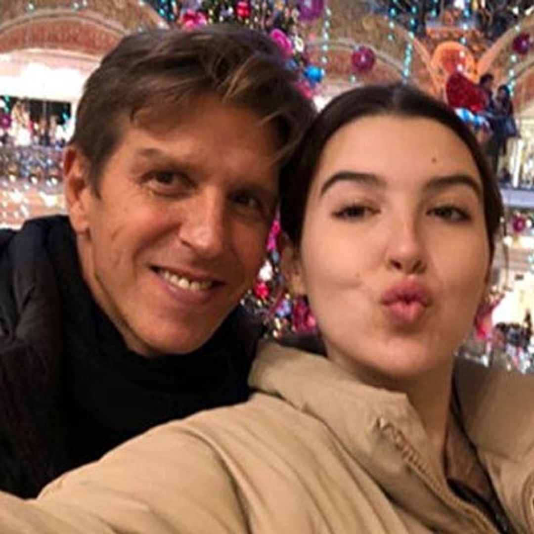 Alba Díaz sopla 20 velas en París con su padre, el mejor compañero de 'juergas'
