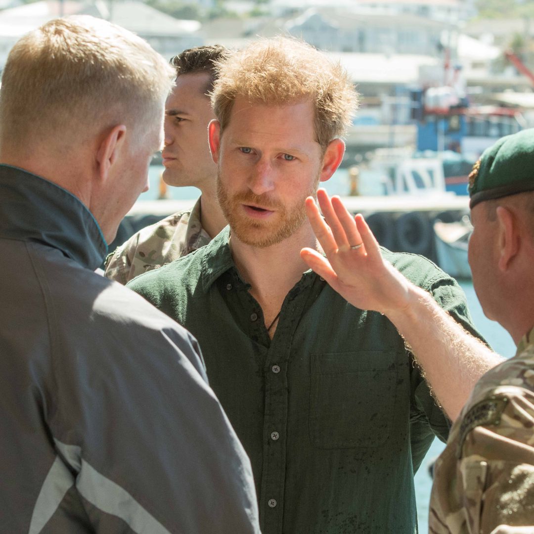 Más soldado que príncipe: Harry se atrinchera en su faceta militar con una agenda en la que Meghan tiene difícil encaje