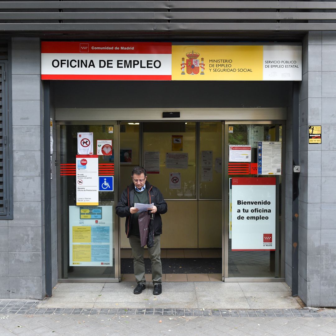 He trabajado 420 días y cobro el mismo paro que con 360: el SEPE explica por qué ocurre y qué pasa con los días que sobran