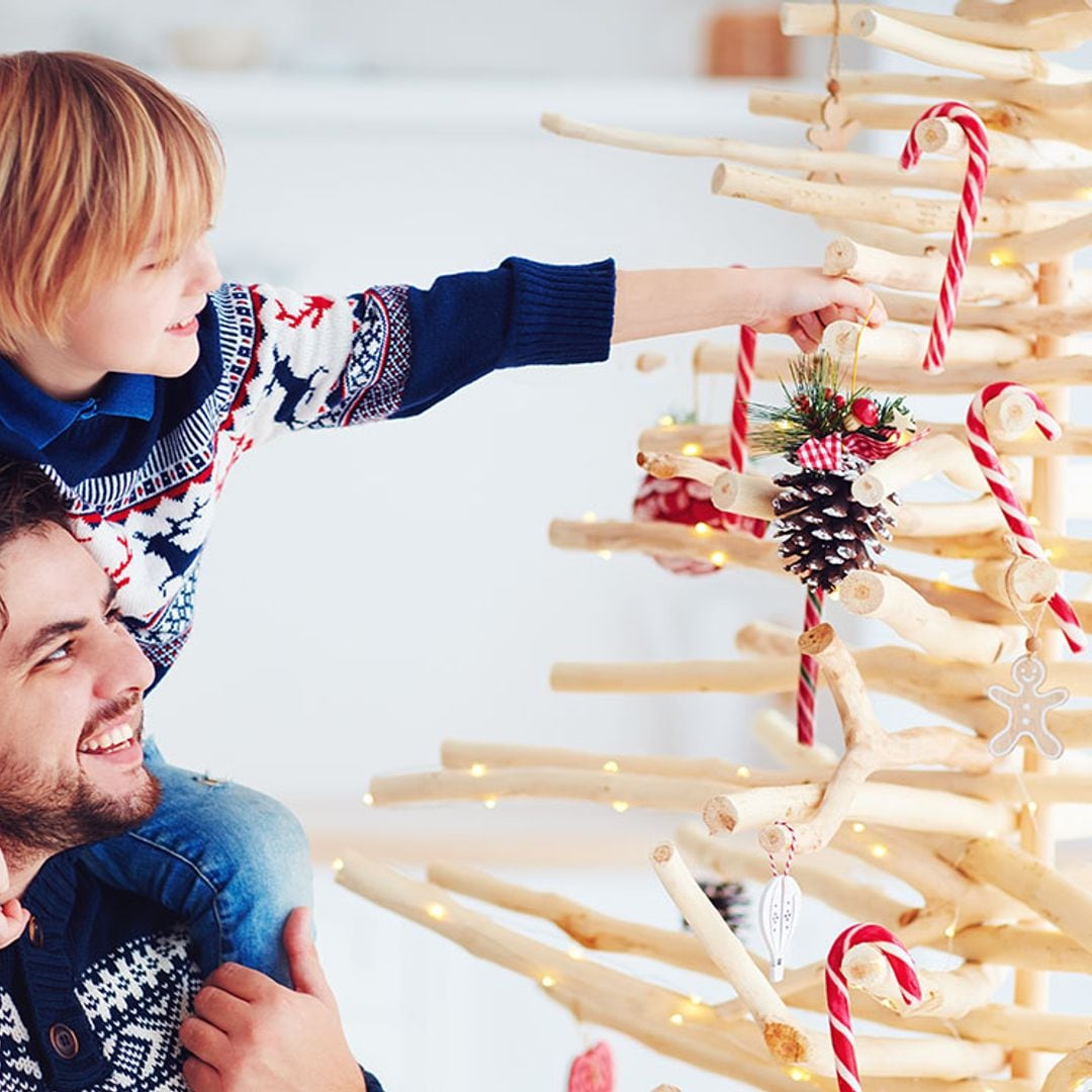 Las mejores ideas para hacer tu propio árbol de Navidad con madera