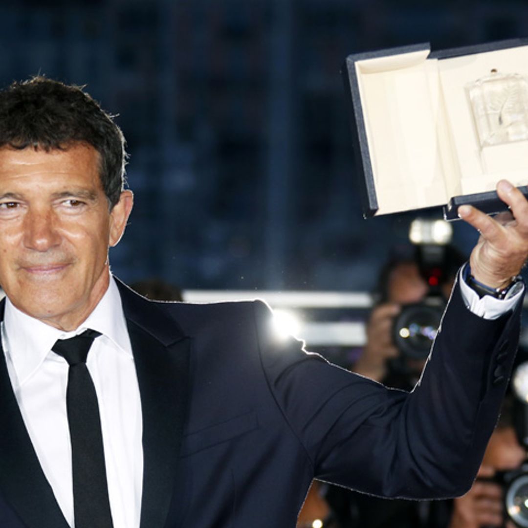 Antonio Banderas recibe el premio al mejor actor en el Festival de Cannes⁠
