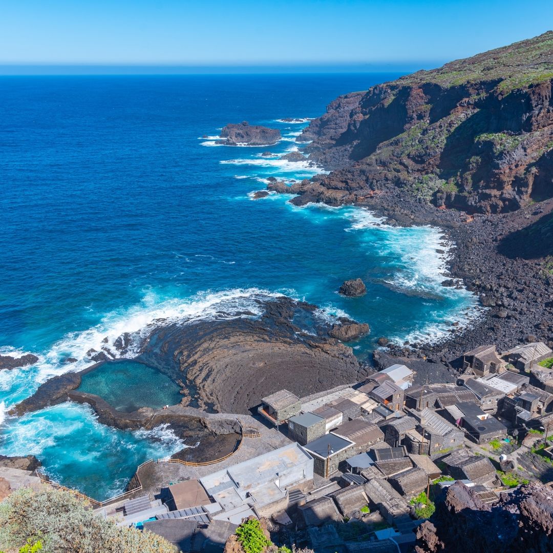 Las piscinas naturales de El Hierro que parecen excavadas en la lava y solo conocen los que llegan hasta aquí