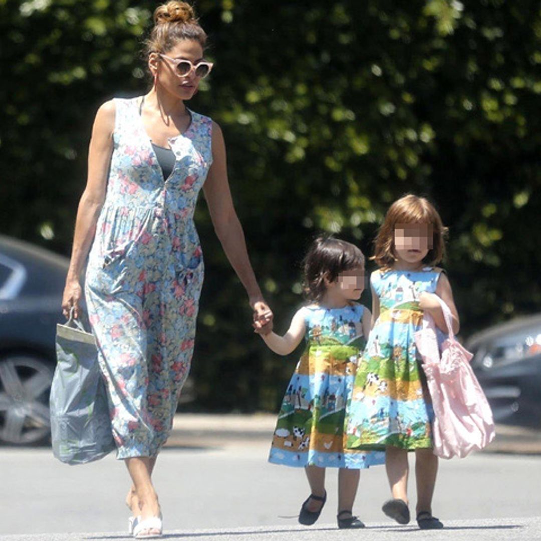 EXCLUSIVA: Eva Mendes, una madraza que viste a sus dos hijas con estilo