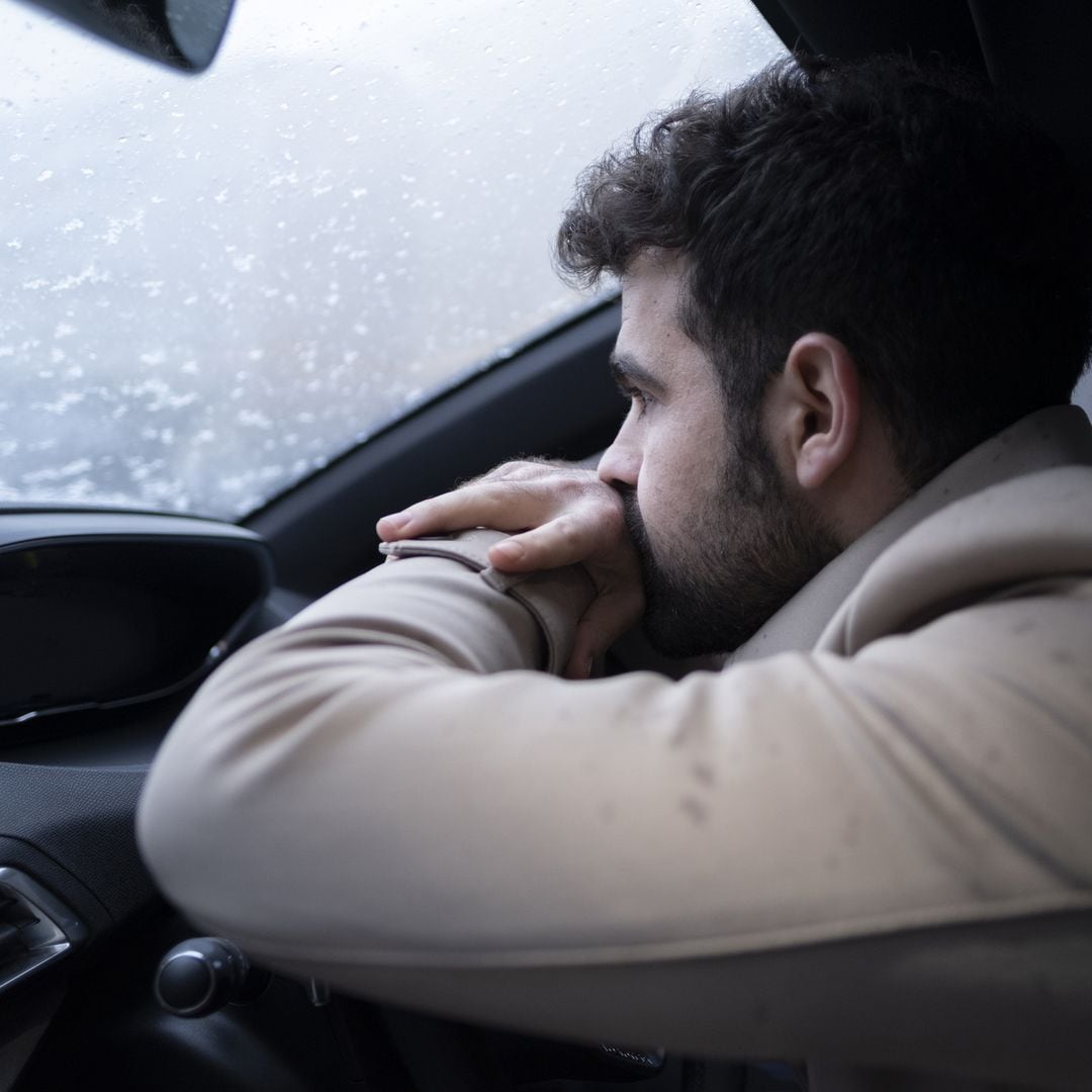 El truco casero que triunfa en Reino Unido para evitar el vaho del coche y que te salvará cada mañana fría en España