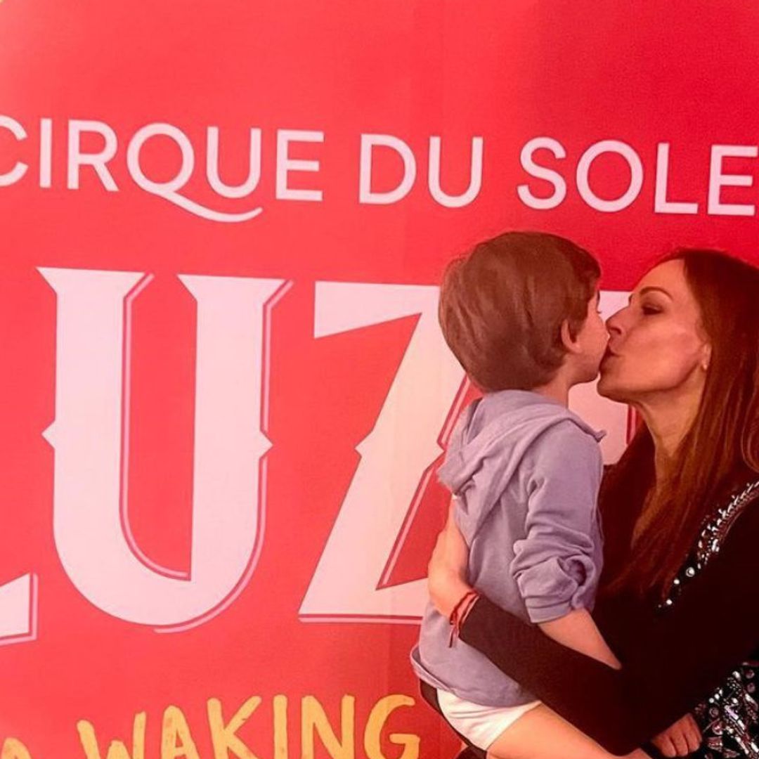Eva González se relaja con su hijo Cayetano en el Circo del Sol tras las polémicas declaraciones de Lucía Rivera