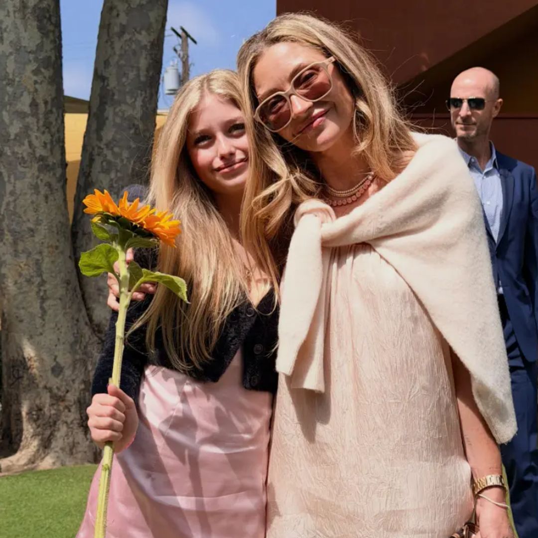 Georgia, la hija de Eric Dane, se gradúa sin poder cumplir el sueño de su padre, cuatro meses después de la trágica muerte del actor