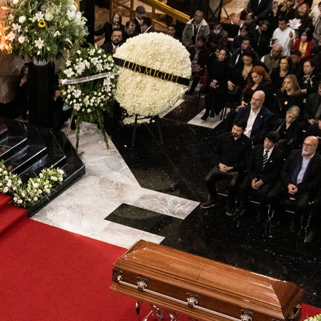 Silvia Pinal fue homenajeada en Bellas Artes.