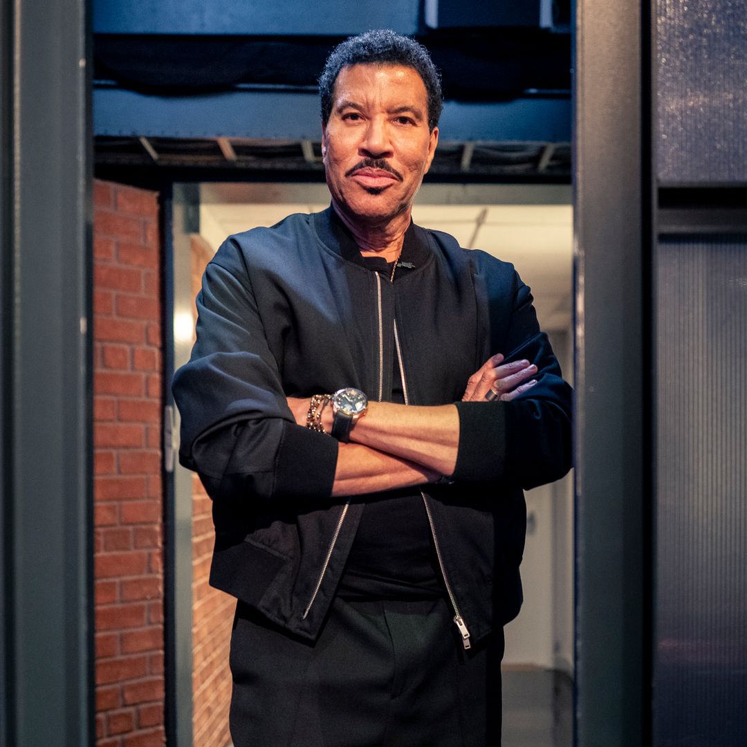 Lionel Richie regresa al hospital por un problema cardíaco; cancela tres shows de su gira