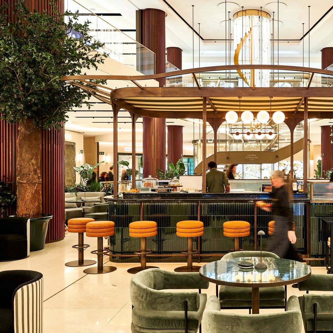 Interior de la Galería Canalejas en Madrid