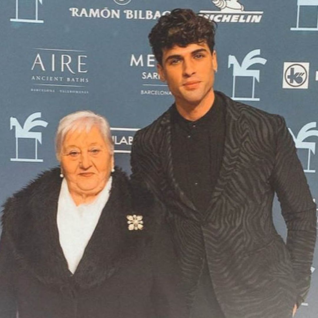 Daniel Illescas acude a los Ondas con la mejor compañía… ¡la de su abuela!