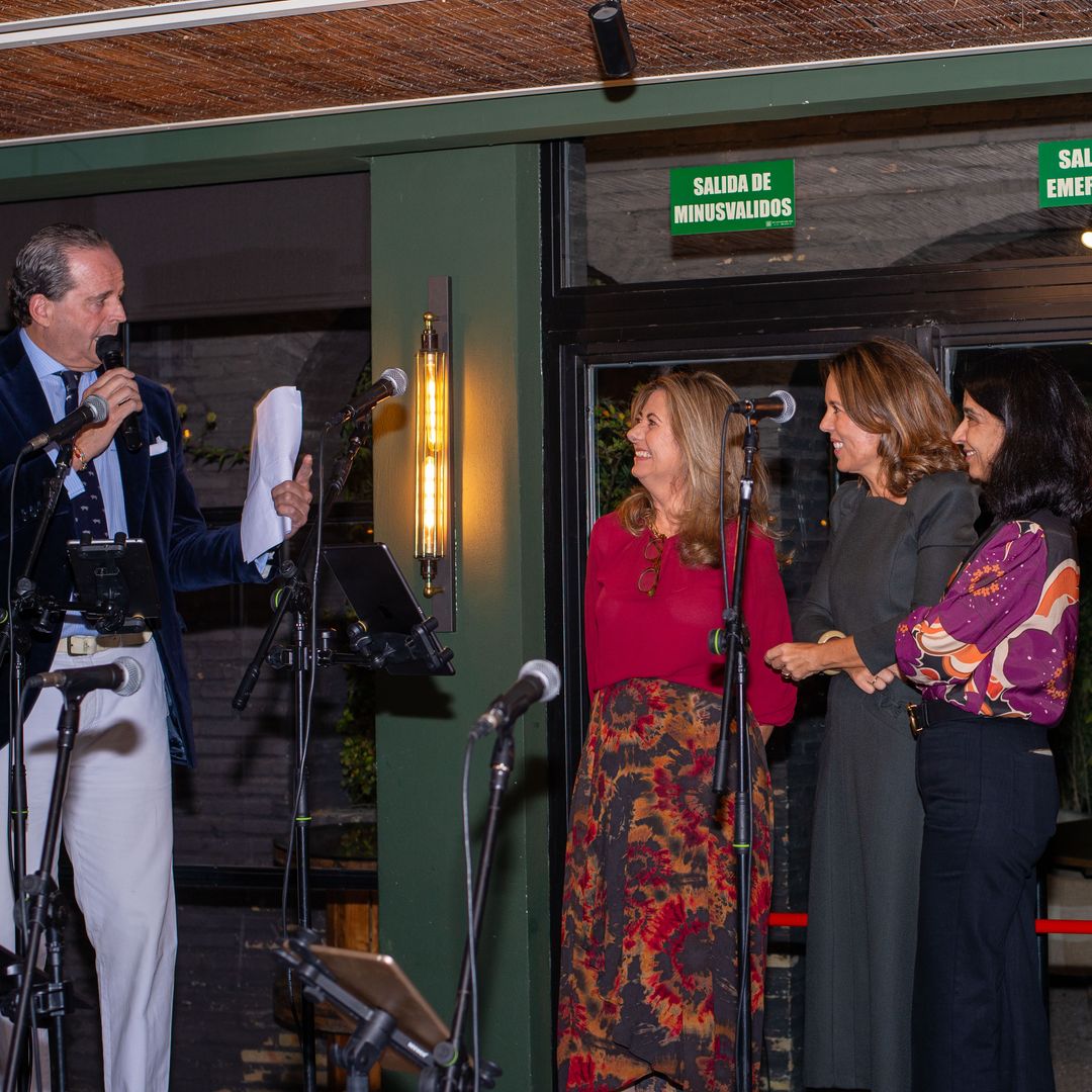 Más de 200 familias se benefician de la primera gala benéfica de la Asociación Siempre Madre