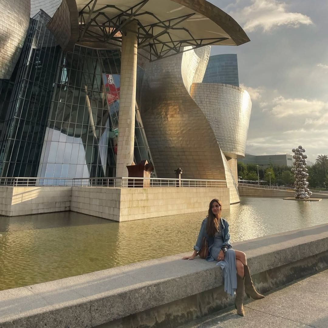 Sara Carbonero visita Bilbao y nos recomienda estas paradas: del Guggenheim a San Mamés