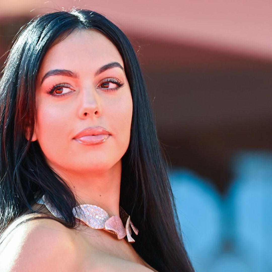 Más parecida a Kim Kardashian que nunca: analizamos el maquillaje de Georgina en Venecia