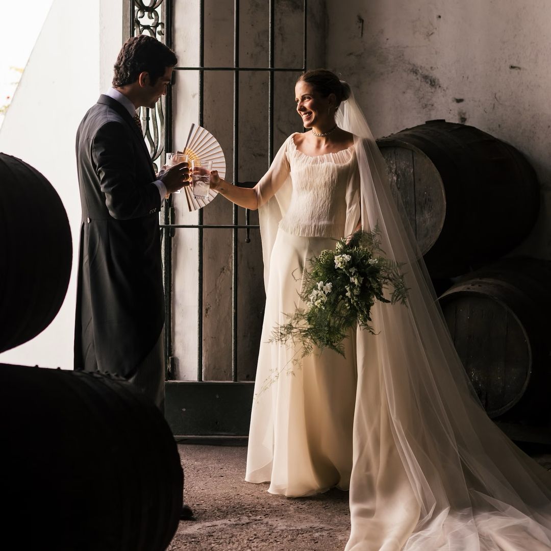Belén y su deseo de reutilizar su vestido de novia: "Quería un dos piezas para estilizar la cintura, ir cómoda y volver a utilizarlo por separado"