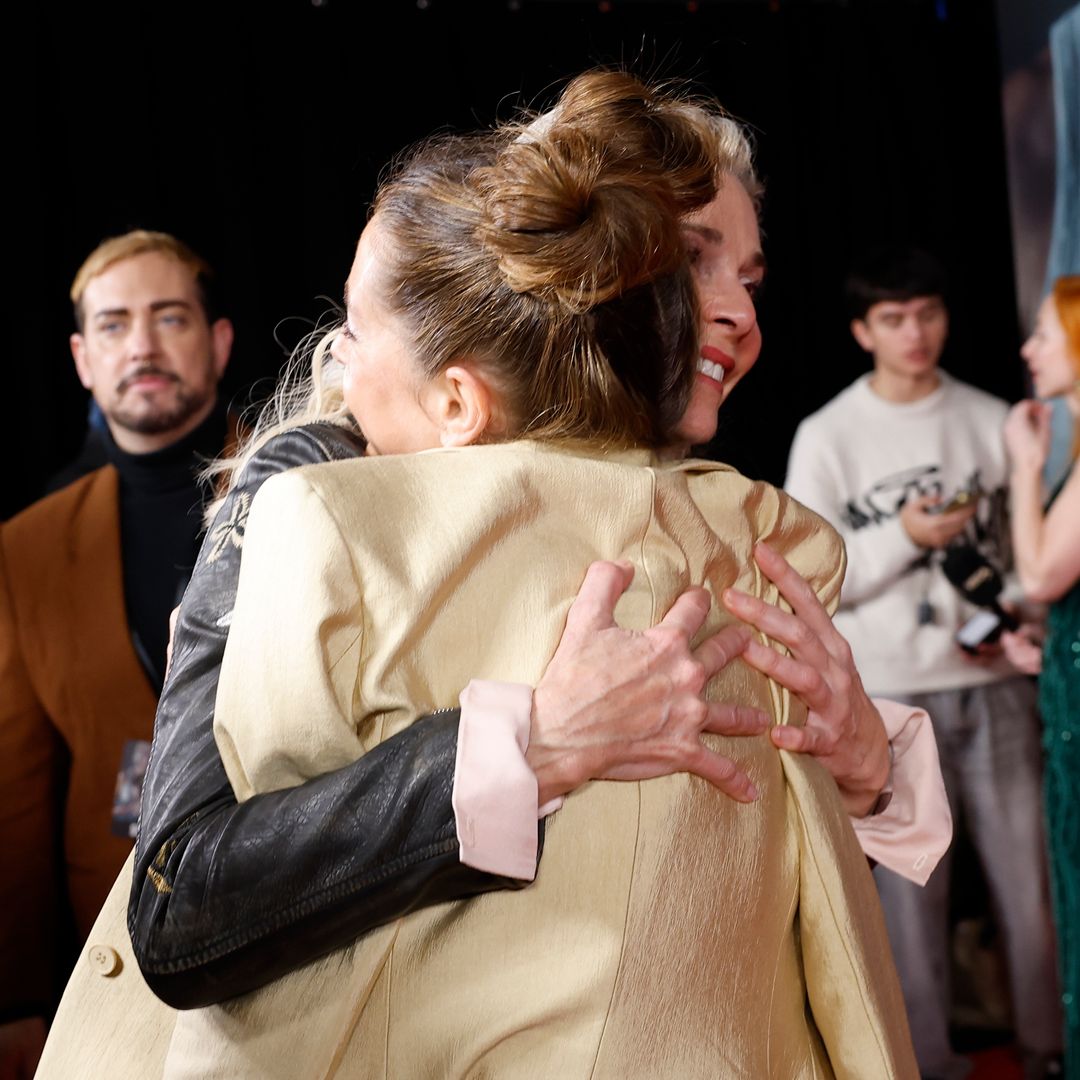 El emocionante abrazo de Belén Rueda y Belén Écija tras trabajar juntas: "Hay que estar al nivel"
