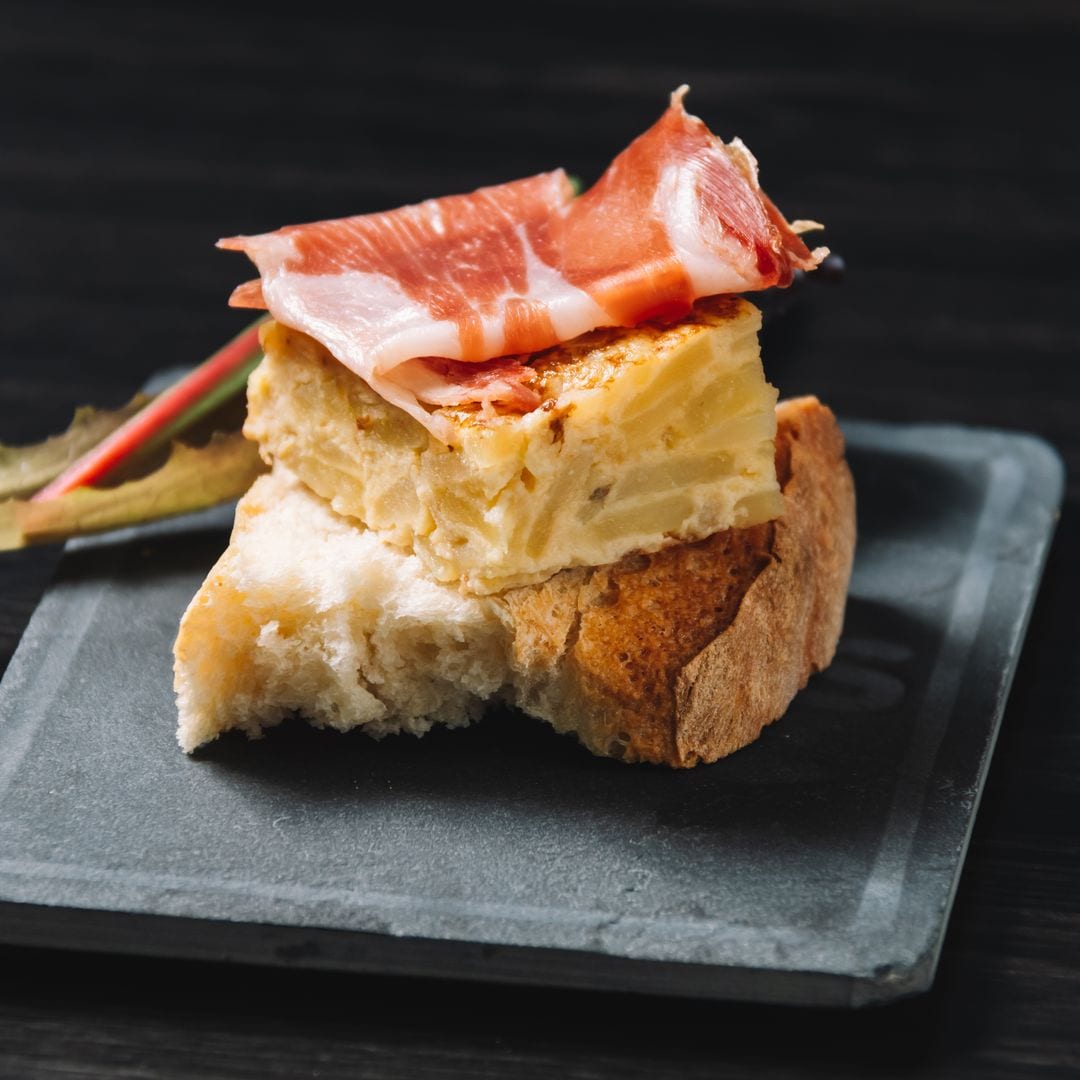 Los 3 platos a los que no podemos renunciar los españoles: de carácter tradicional y productos nacionales