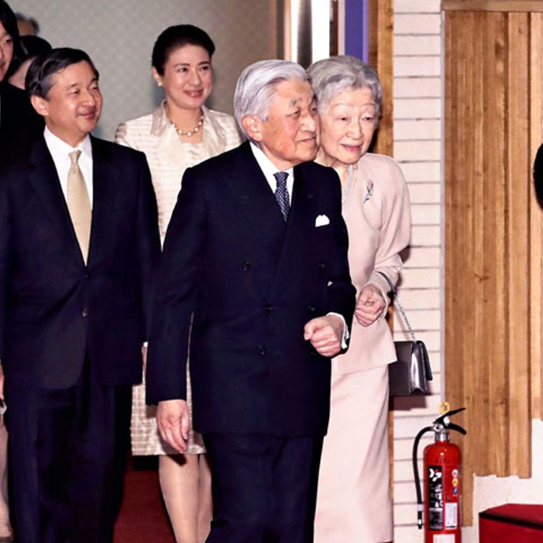 Los emperadores de Japón conmemoran sus 30 años de reinado tras conocerse el nombre de la nueva era