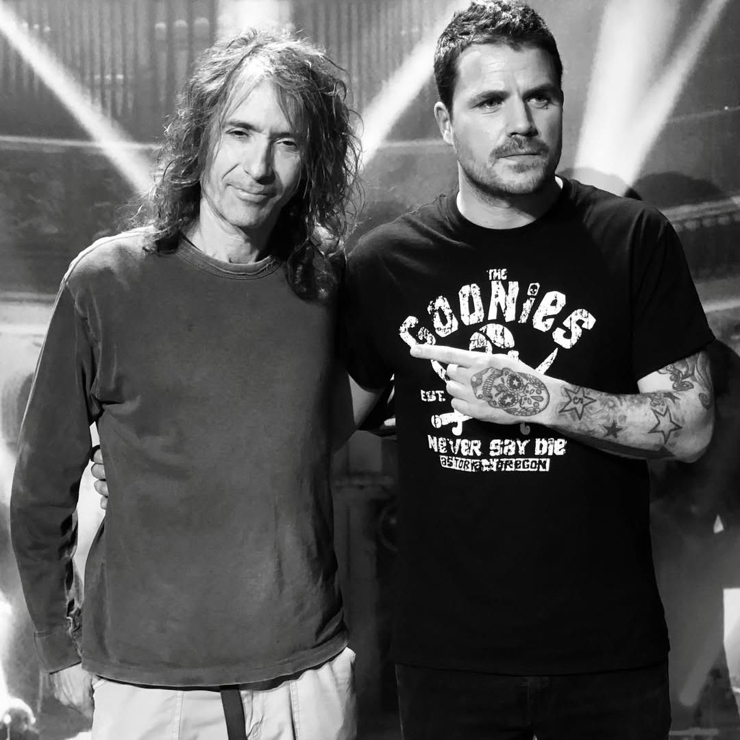 Dani Martín, tras la muerte de Robe: "Ahí arriba, en el paraíso de las melodías, estarás"