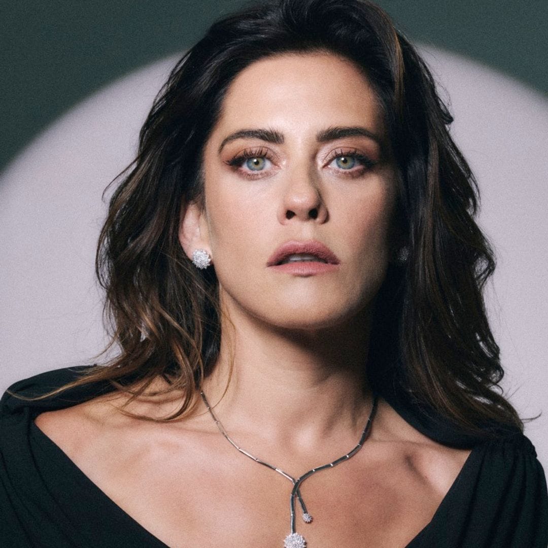 María León sigue los pasos de Juana Acosta y muestra su imagen más glamurosa con impresionantes joyas españolas de diamantes