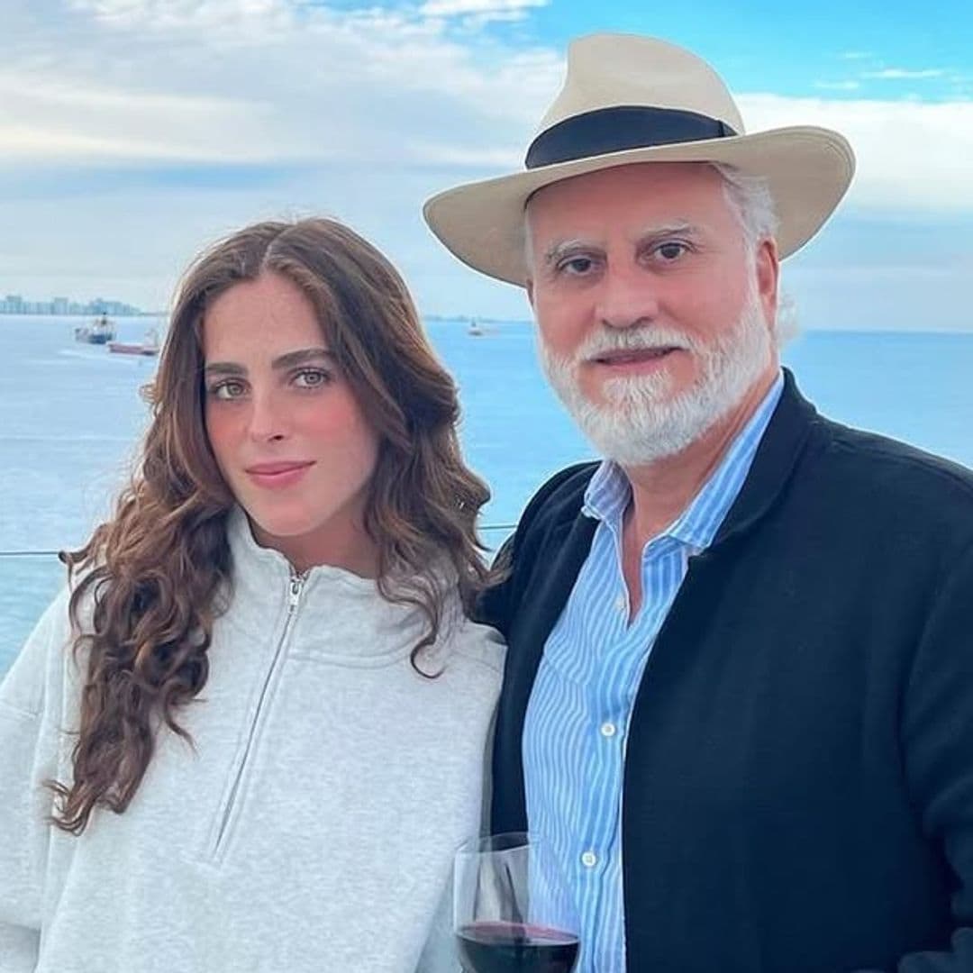 Padre de Miss Universe 2025 niega vínculos con Raúl Rocha y asegura: 'Son falsos y ajenos a la realidad'