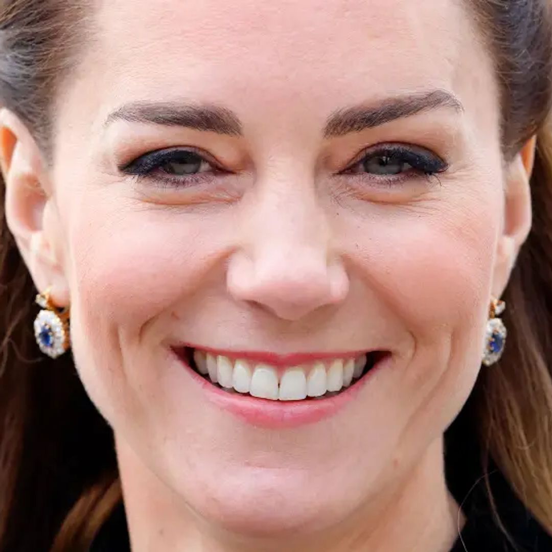 El llamativo atuendo de "calabaza" de la princesa Kate es una lección magistral de estilo de alta costura para Halloween