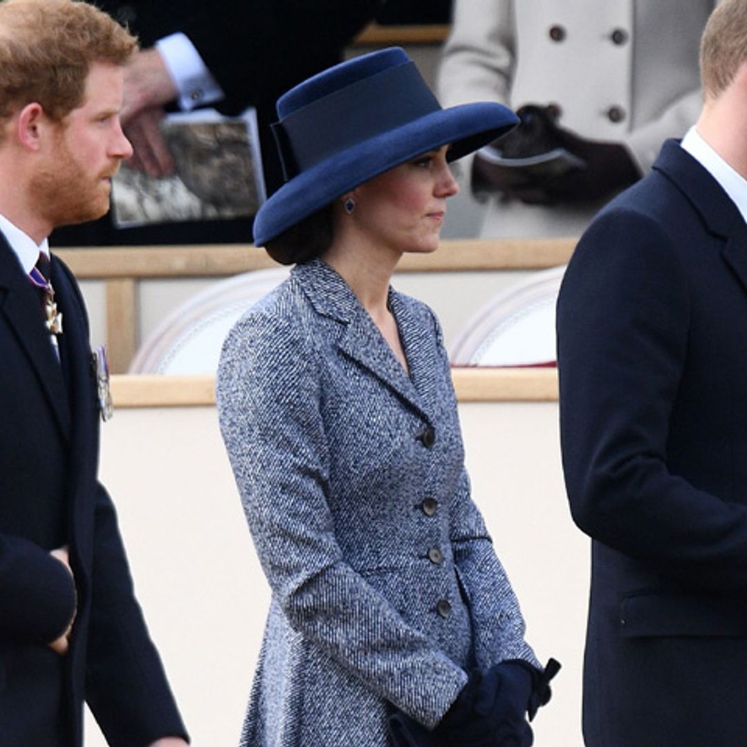 Harry de Inglaterra vuelve con los Duques de Cambridge, mientras Meghan Markle lanza mensajes inspiradores