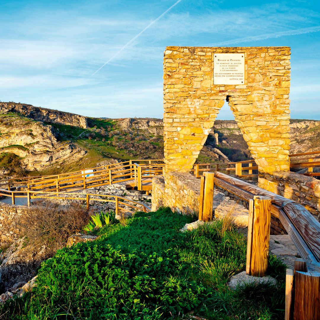 Mirador de Félix Rodríguez de la Fuente en Pelegrina, Guadalajara