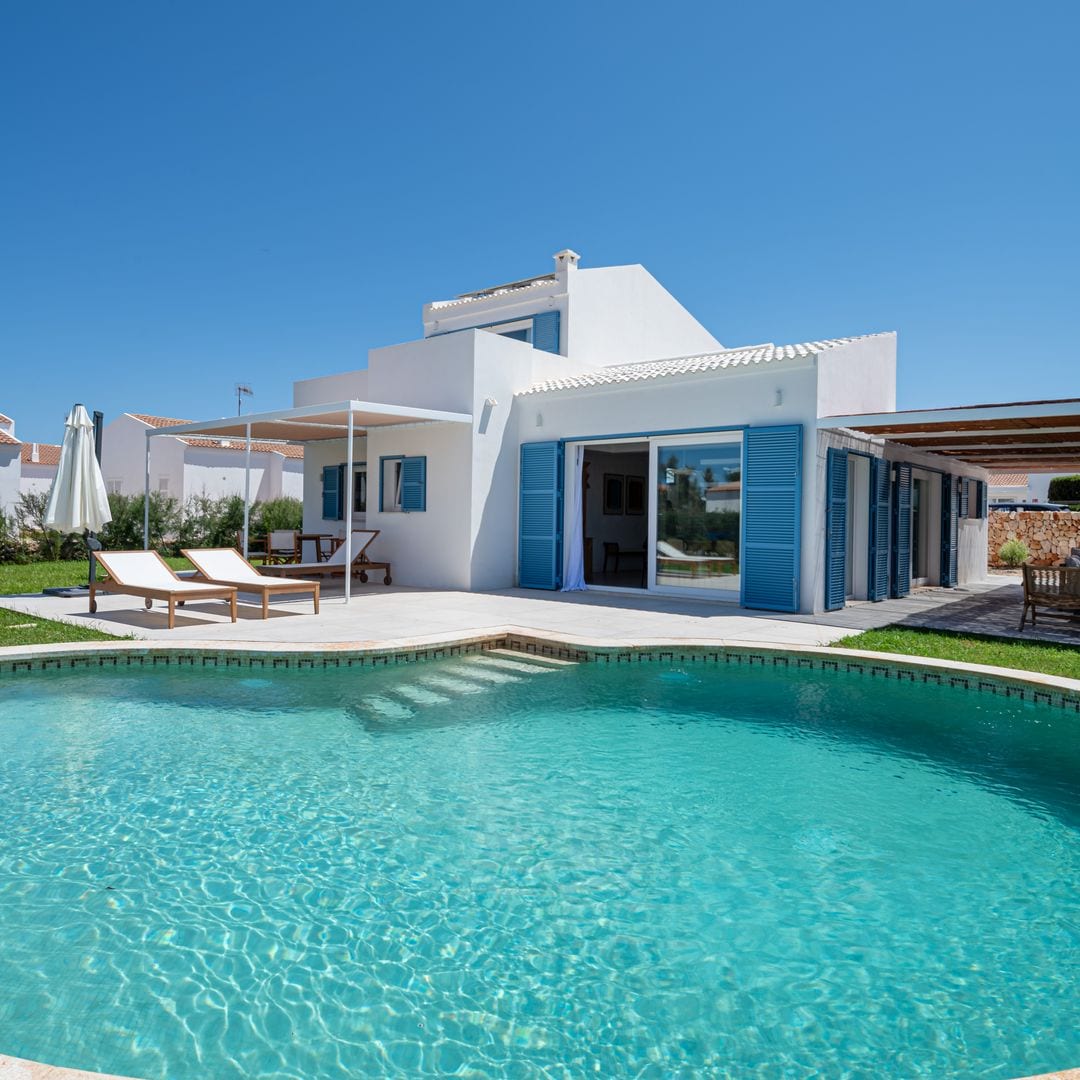 De casa vacacional a oasis de estilo en Menorca: el sueño mediterráneo de una familia bilbaína