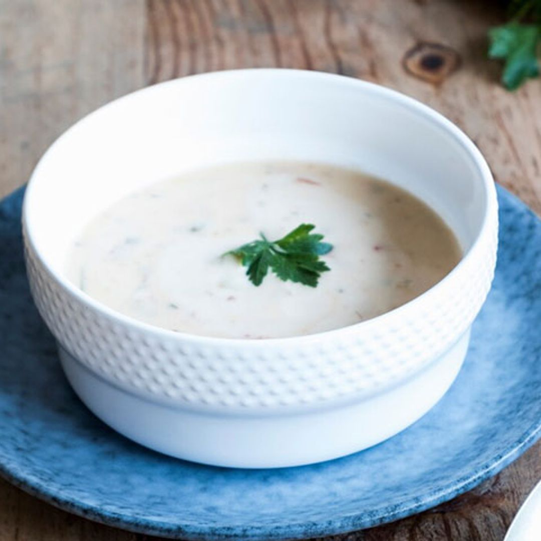 Sopa de coco y cilantro