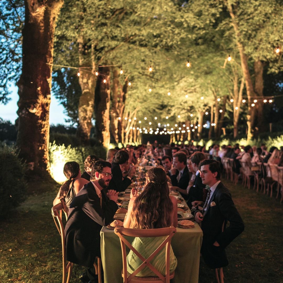 Allegra y Cecilia Hohenlohe  CELEBRAN LA FIESTA MÁS EXCLUSIVA DEL VERANO, EN el HISTÓRICO PAZO DE OCA, Y REÚNEN A LA NUEVA GENERACIÓN DE LA ARISTOCRACIA Y LA SOCIEDAD EUROPEA
