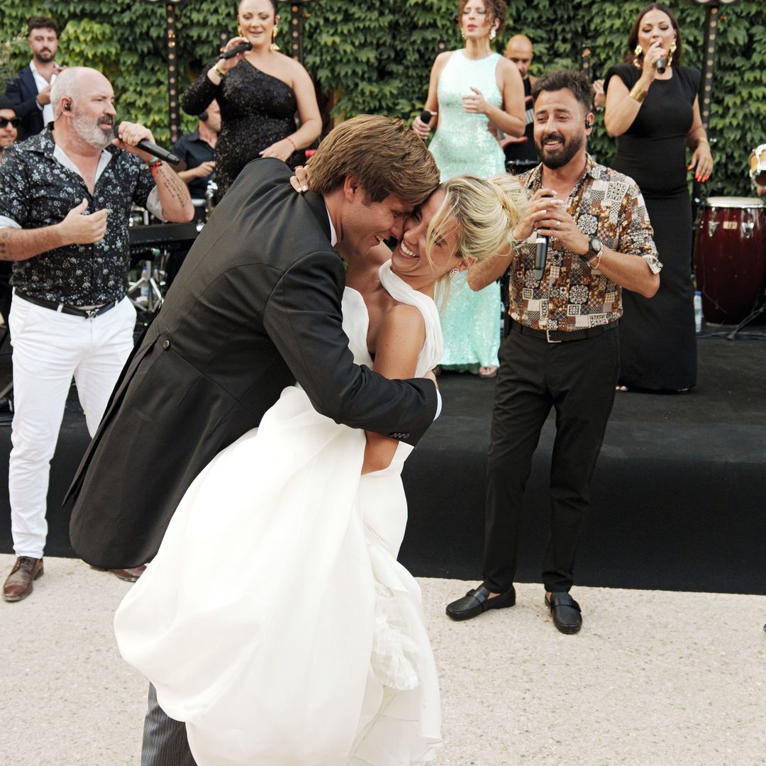 LA DIVERTIDA BODA FLAMENCA DE   PATY SÁNCHEZ-FLORES Y JAVIER MILLET  DOS DÍAS DE CELEBRACIONES Y EL CARIÑO DE LA FAMILIA FLORES