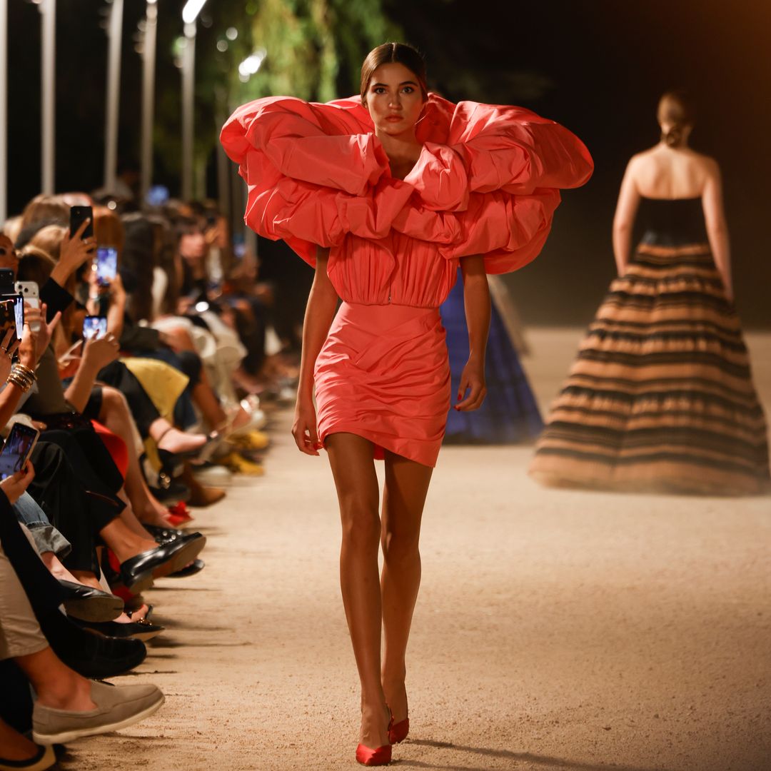 La mejor colección de Mercedes-Benz Fashion Week Madrid y todos los titulares que no te puedes perder de su edición más cosmopolita hasta la fecha