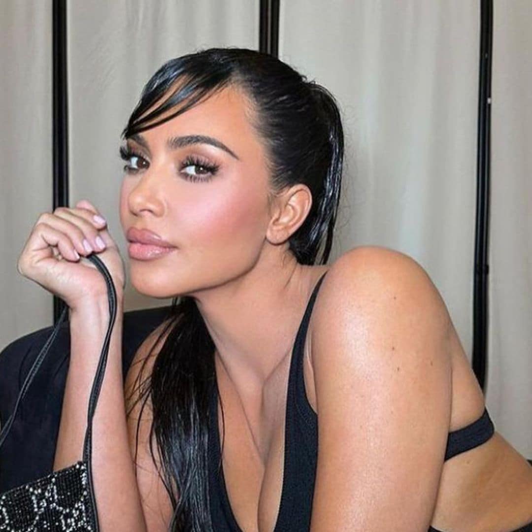 Kim Kardashian lleva uno de los bolsos más caros del mundo a un partido de fútbol