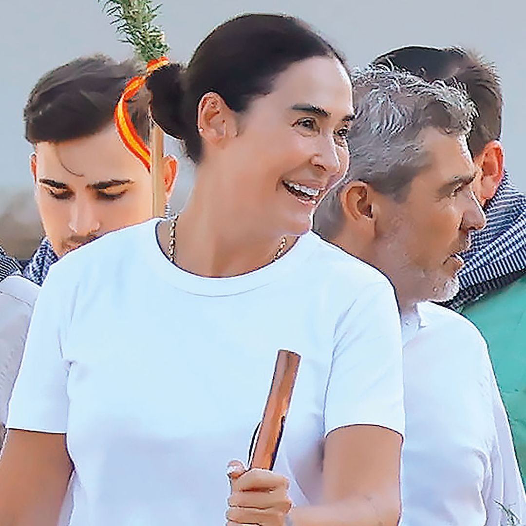 En la imagen, la diseñadora junto al empresario malagueño Javier Cabrera, con quien se la relaciona desde el pasado mes de julio