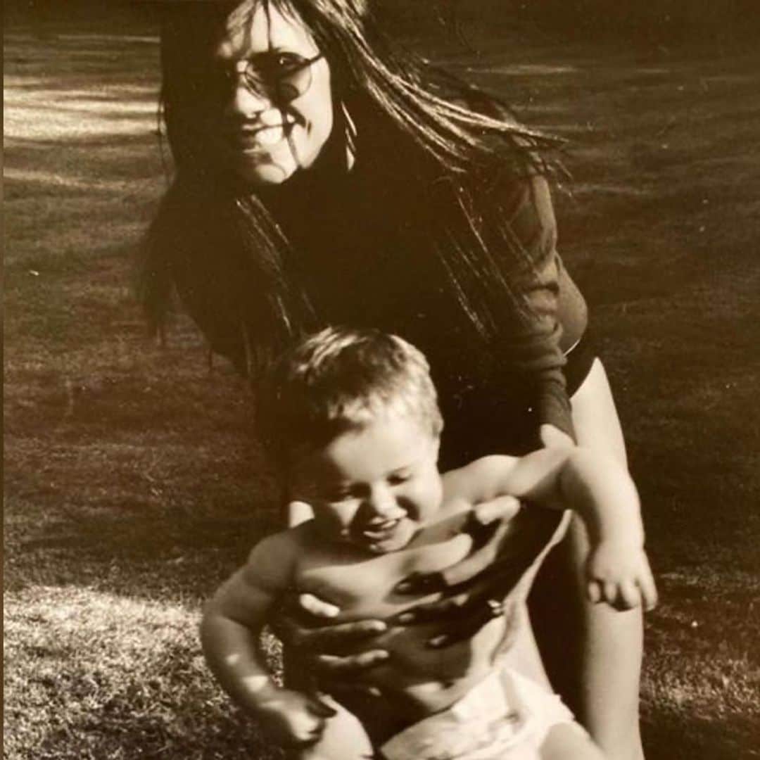 Victoria y David Beckham abren el baúl de los recuerdos para felicitar a Brooklyn en su 22 cumpleaños