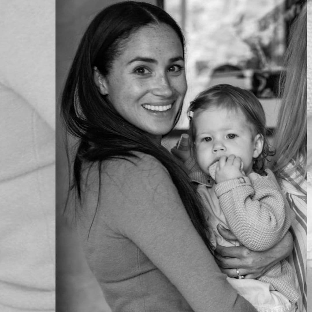 A papá o a su hermano Archie ¿A quién se parece Lilibet?
