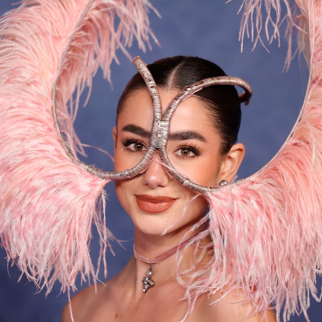 Los Bridgerton celebran en Madrid un exclusivo baile de máscaras: de Lola Lolita a Elena Gortari