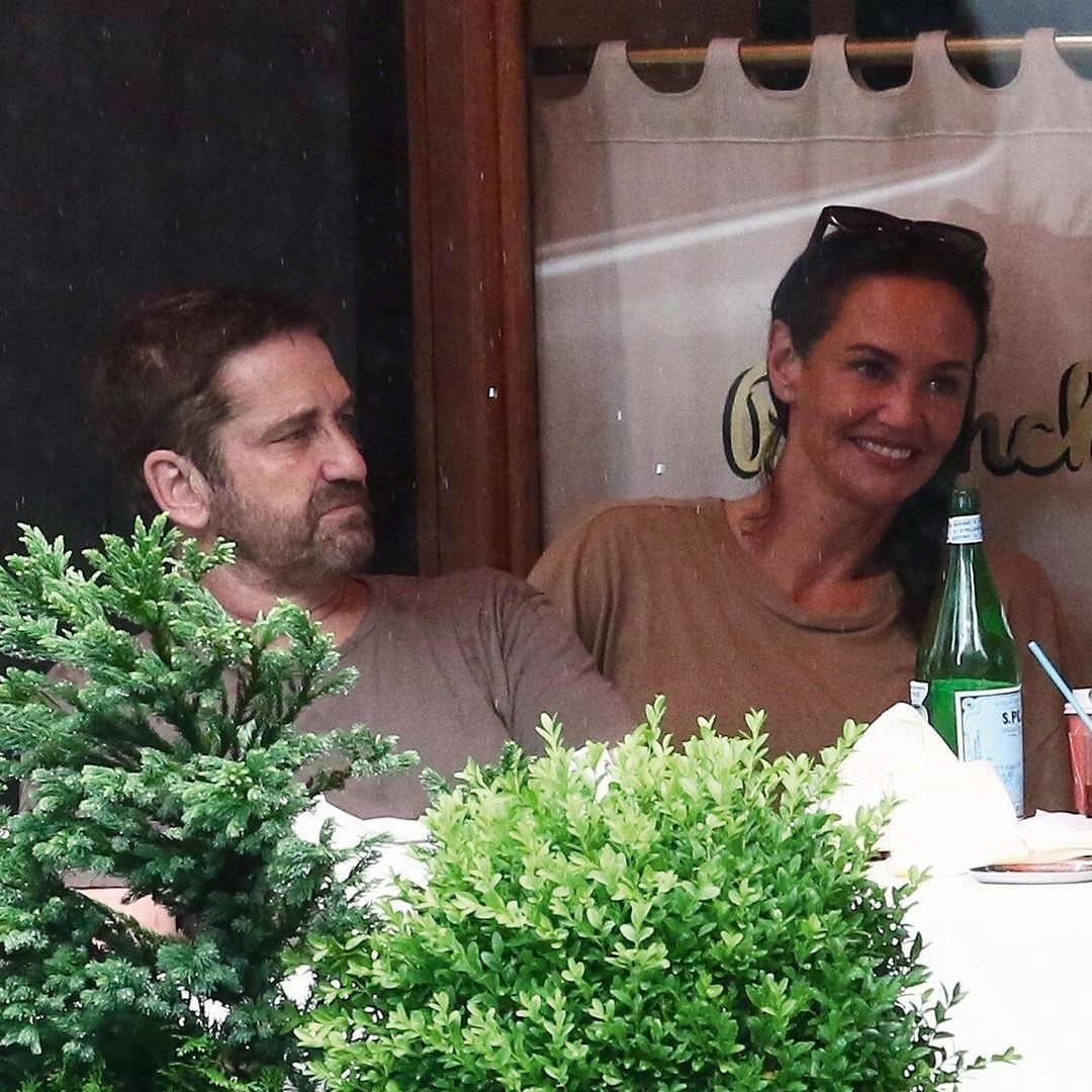 También comieron en una terraza con amigos 