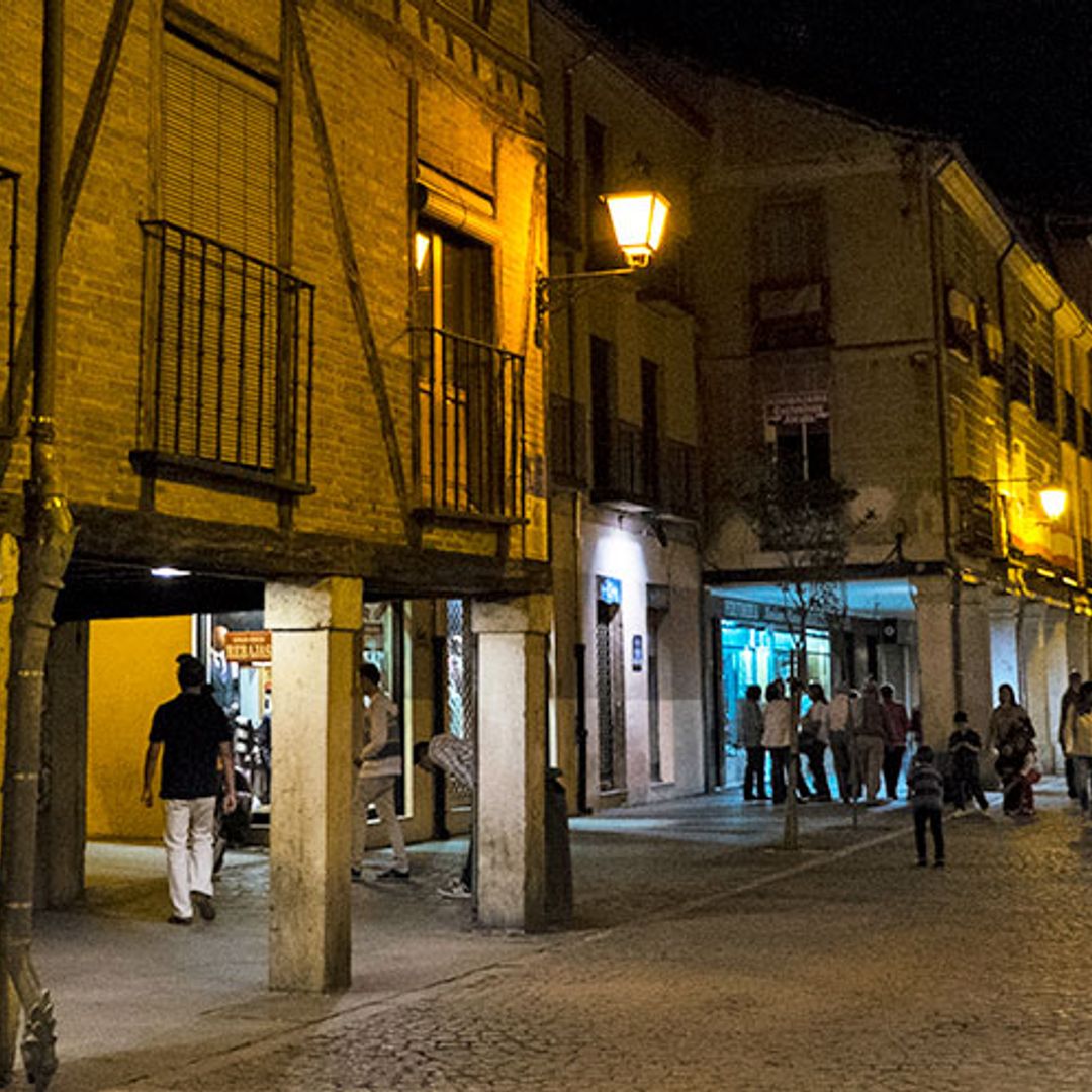Calle Mayor, por aquí pasa la vida en Alcalá de Henares