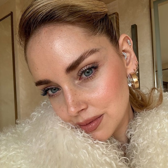 Chiara Ferragni con maquillaje navideño