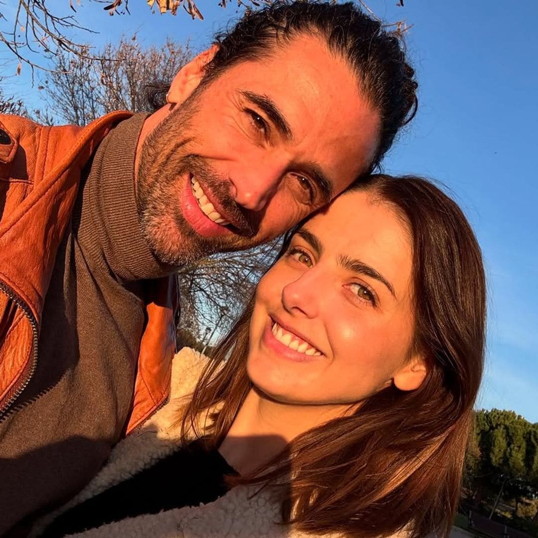 Michelle Renaud y Matías Novoa deslumbran en los Premios Platino, arropados por el cariño de sus fans españoles