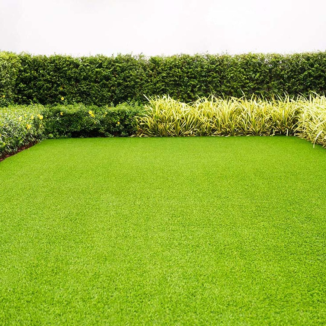 Claves para acertar con la elección del césped artificial para el jardín